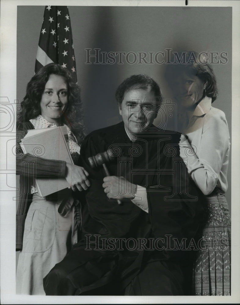 1976 Press Photo Actor Michael Constantine- Historic Images