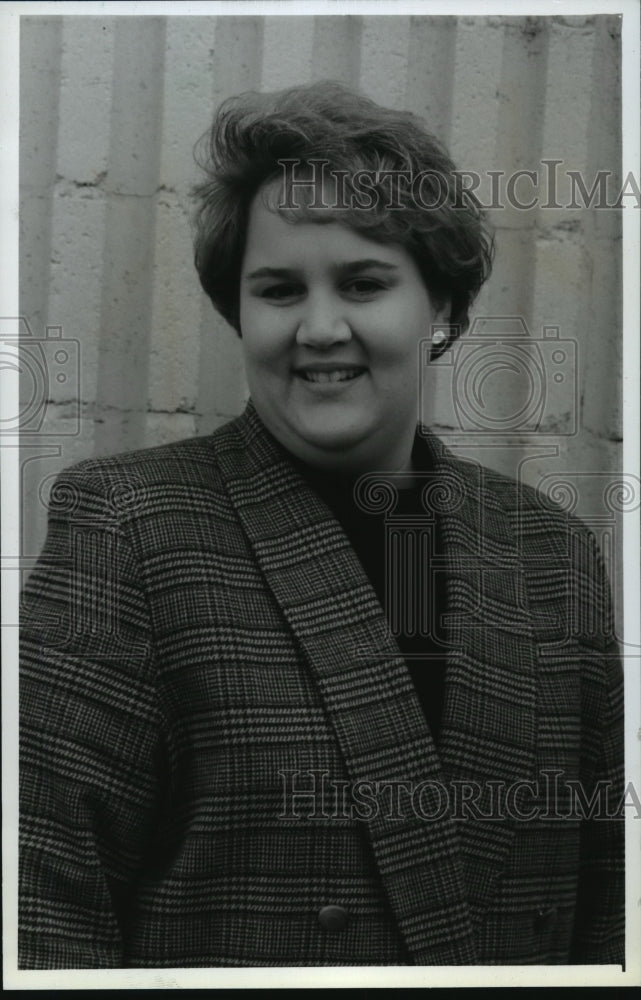 1993 Press Photo Pamela Zabrowski, Executive Director of Volunteer center, Wis.- Historic Images