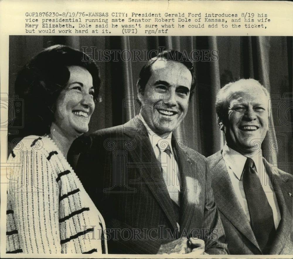 1976 Press Photo Gerald Ford &amp; Running Mate Bob Dole, Wife Mary Elizabeth- Historic Images