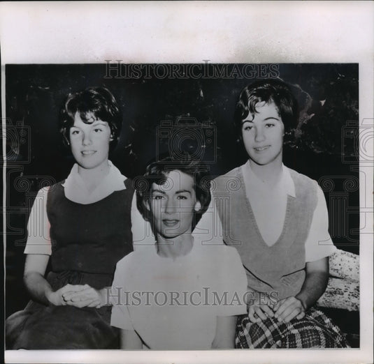 1963 Press Photo Gordon Cooper's wife, Trudy, and daughters Janita and Camala- Historic Images
