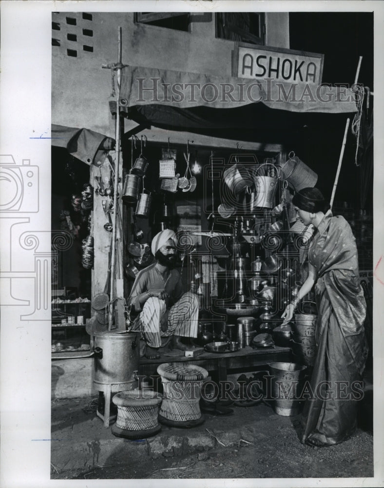 1974 Press Photo The Bazaar of Old Delhi exhibit, Milwaukee, Wisconsin, Museum