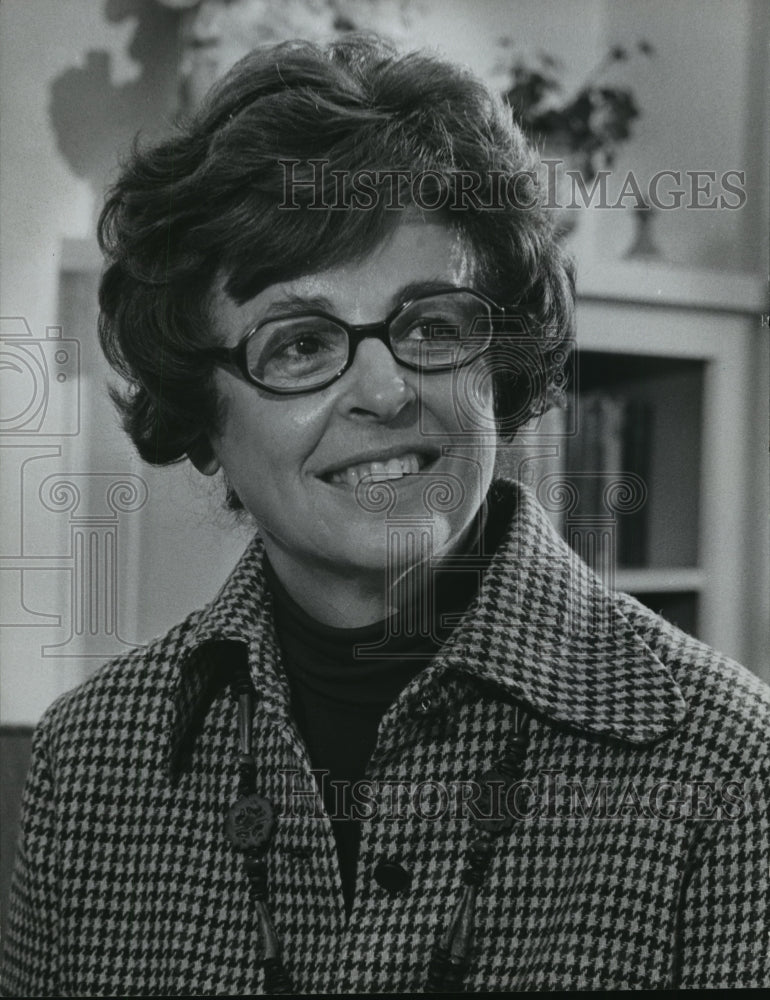 1974 Press Photo Louise Cook, founder of transcendental meditation, Milwaukee- Historic Images