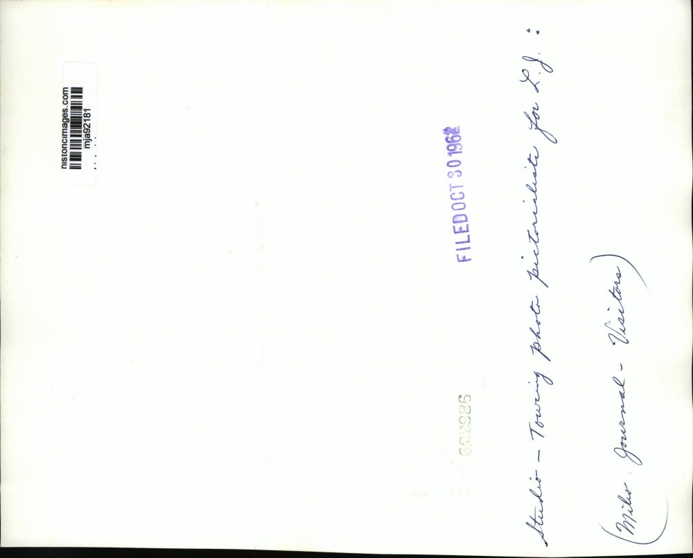 1962 Press Photo Studio-Touring photo pictorialists for LJ - mja92181