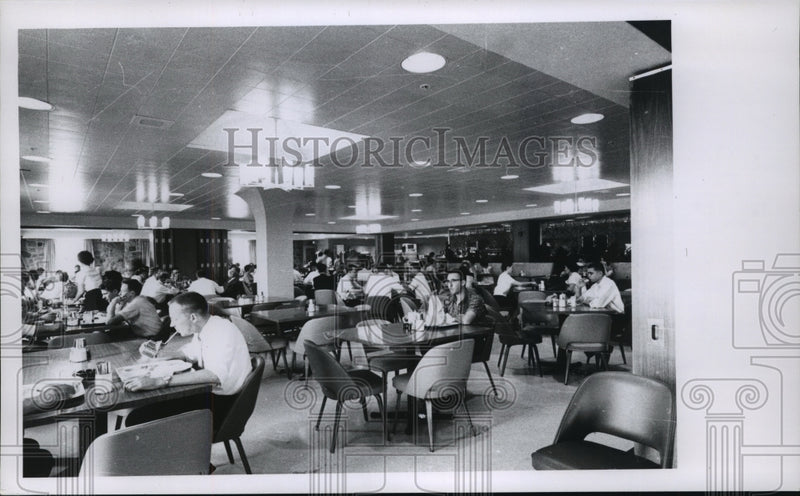 Load image into Gallery viewer, 1964 Press Photo The Milwaukee Journal Cafeteria - mja92227

