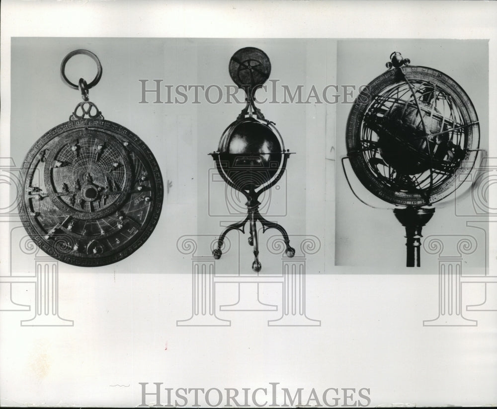 1973 Press Photo Arabian Astrolabe, Celestial Globe, Earth Globe at museum, WI.