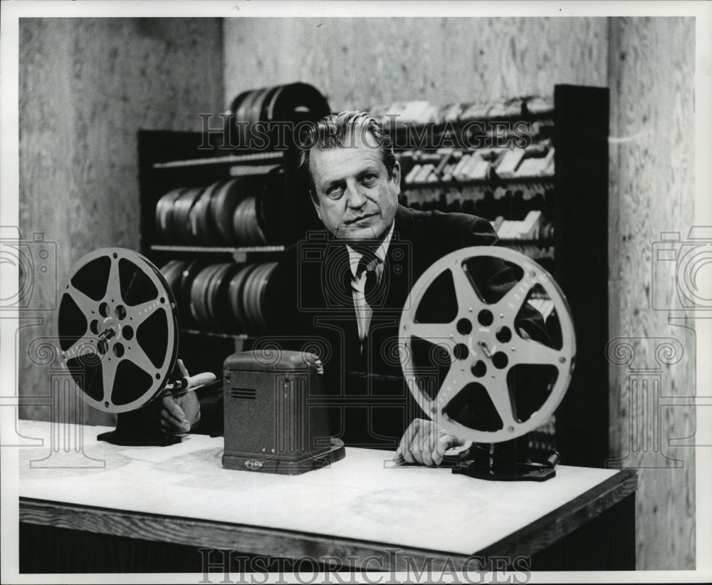 1967 Press Photo Show What's New-"Jungle Life" with Murl Deusing - mja93965