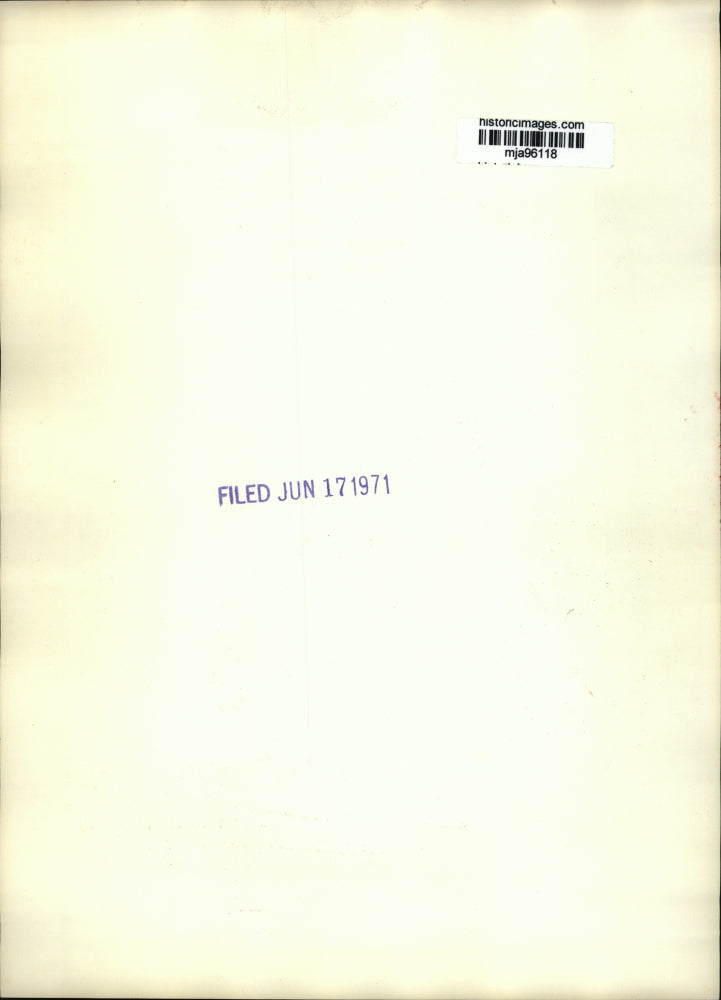 1971 Press Photo Mr. and Mr. Nicholas DeMartino answer questions, Miami, Florida