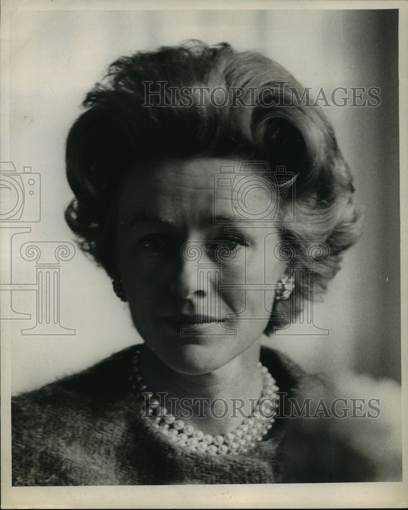1965 Press Photo Robin Duke, Wife of Angier Biddle Duke - mja96613