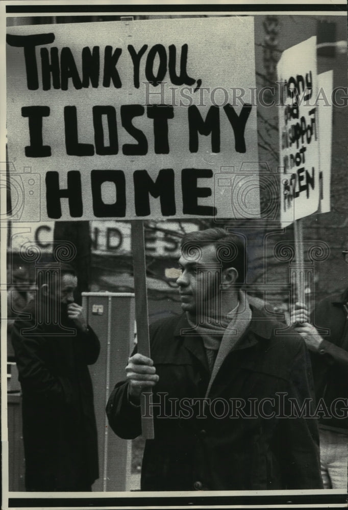 1971 Press Photo Members of the American Divorce Association for Men protest- Historic Images