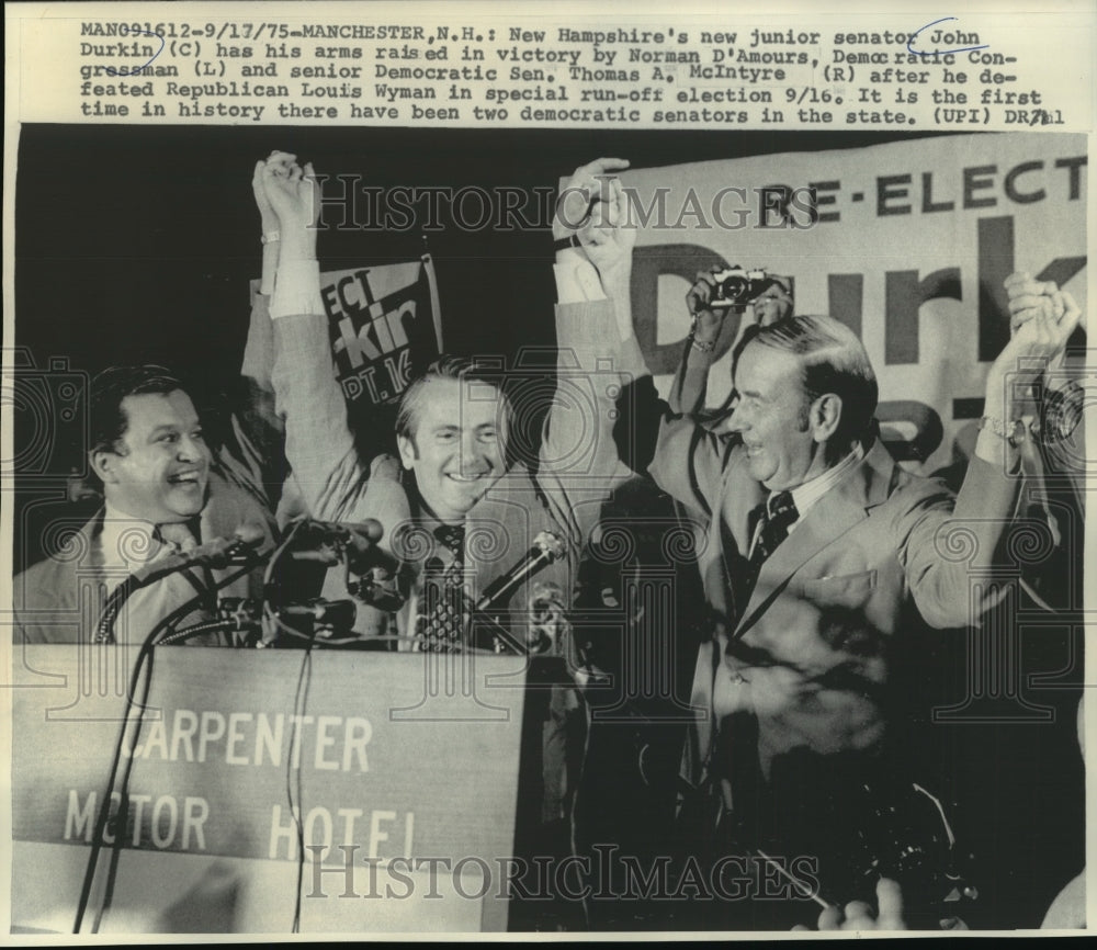 1975 Press Photo John Durkin, Norman D'Amours, Thomas McIntyre Celebrate Victory