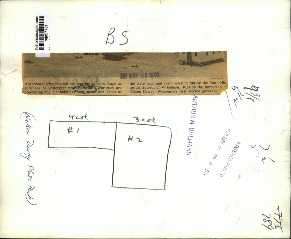 1960 Press Photo Old school houses under construction in Cassville, Wisconsin