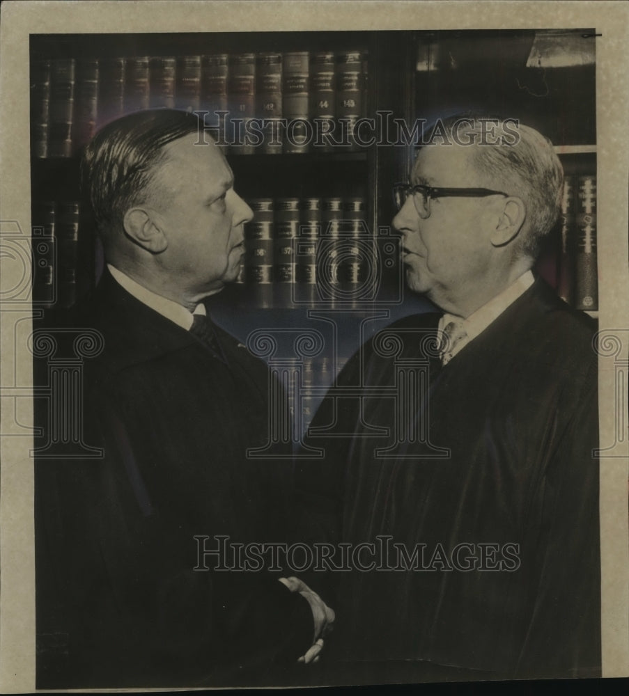 1959 Press Photo William E. Dieterich and Chief Justice John E. Martin