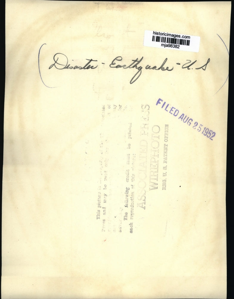 1952 Press Photo Major California Earthquake Kills Salesman, Pat Cosby