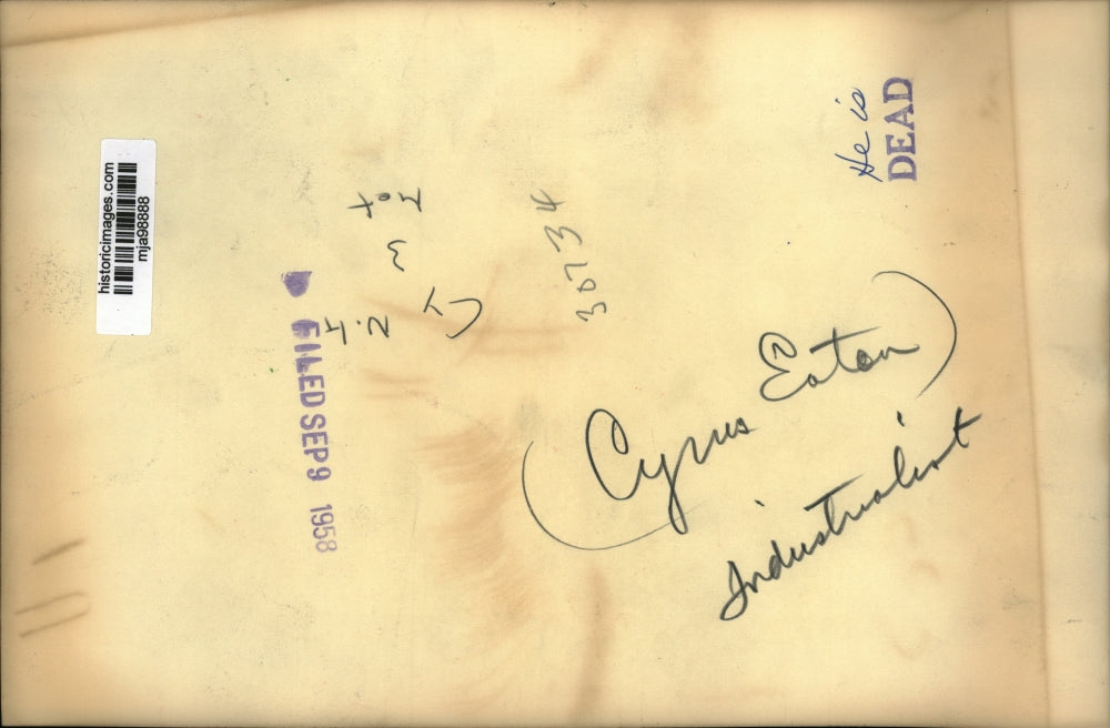 1958 Press Photo Cyrus Eaton industrialist visiting with another man - mja98888