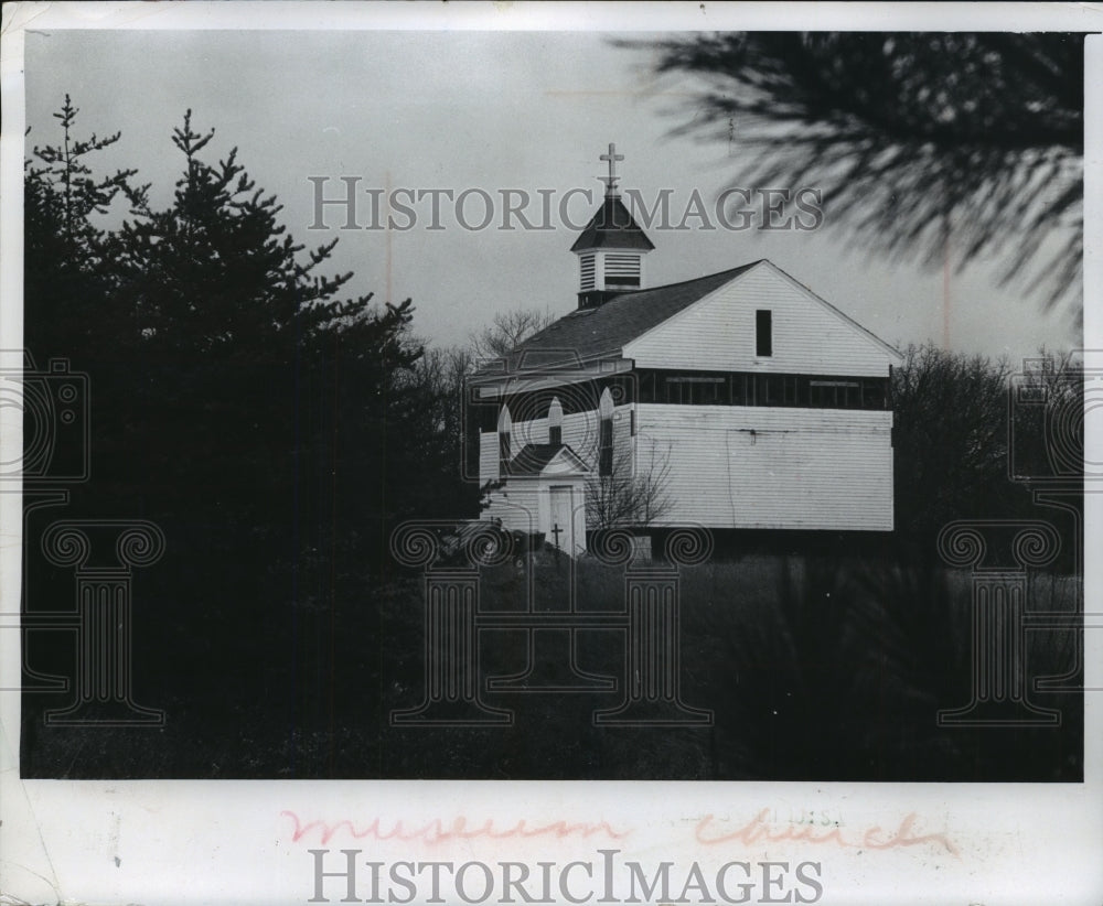 1975 Press Photo Saint Peters Church Moved to Old World Wisconsin Museum- Historic Images