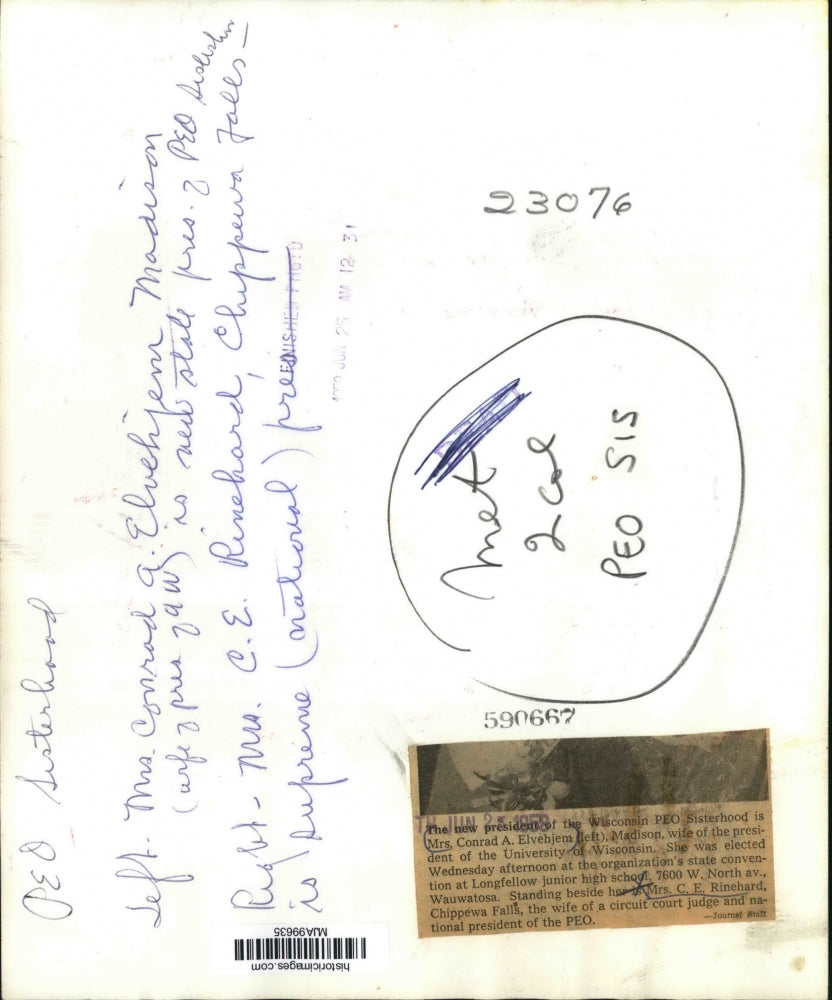 1959 Press Photo Mrs. Conrad Elvehjem alongside Mrs. Rinehard, Wisconsin PEO