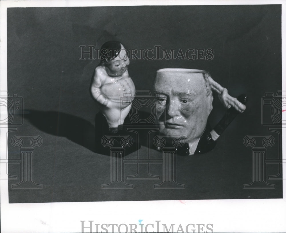 1963 Press Photo Wisconsin&#39;s Mrs. John Dorr&#39;s Toby Mug of Winston Churchill- Historic Images