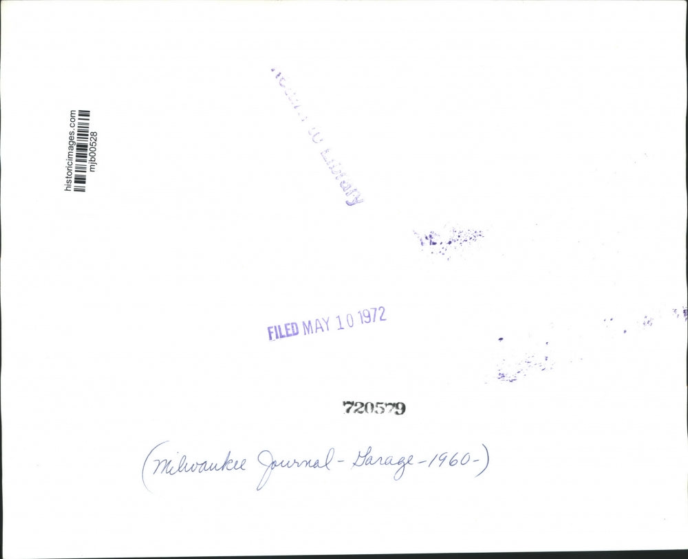 1972 Press Photo Front View of Milwaukee Journal Garage In the 1960s - mjb00528