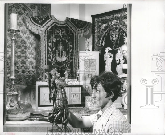 1967 Press Photo Mrs. William Rahn, Member of Public Museum's Business Office- Historic Images