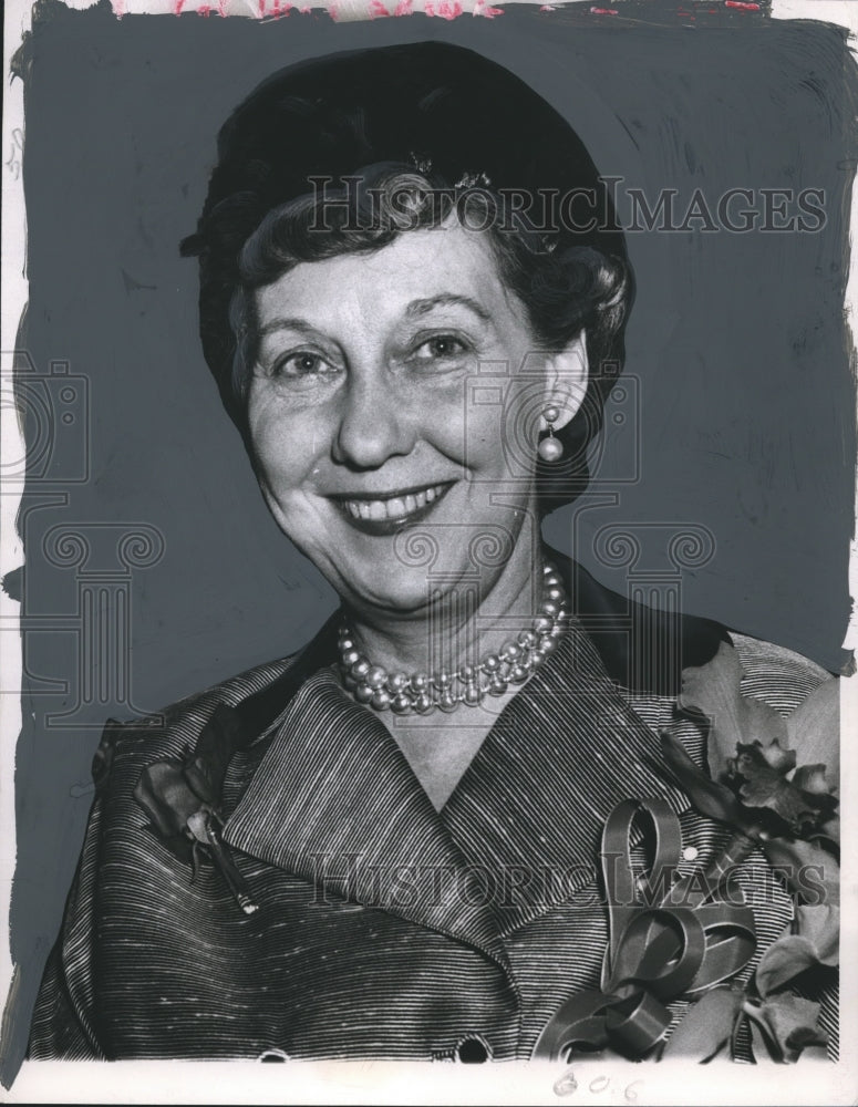 1952 Press Photo Mrs. Mamie Eisenhower with Victory Smile- Historic Images