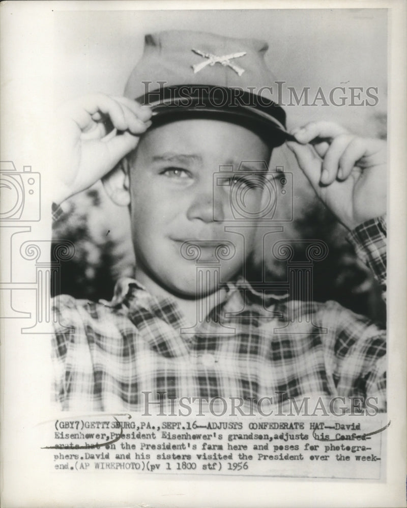 Load image into Gallery viewer, 1956 Press Photo of President Eisenhower's Grandson, David in Gettysburg, PA.
