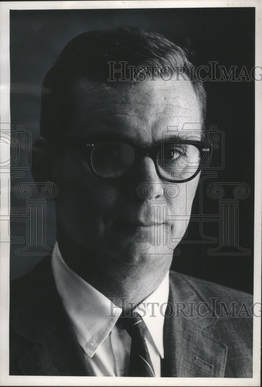 1965 Press Photo George Everitt, Madison, WI, is honored by Milwaukee Symphony
