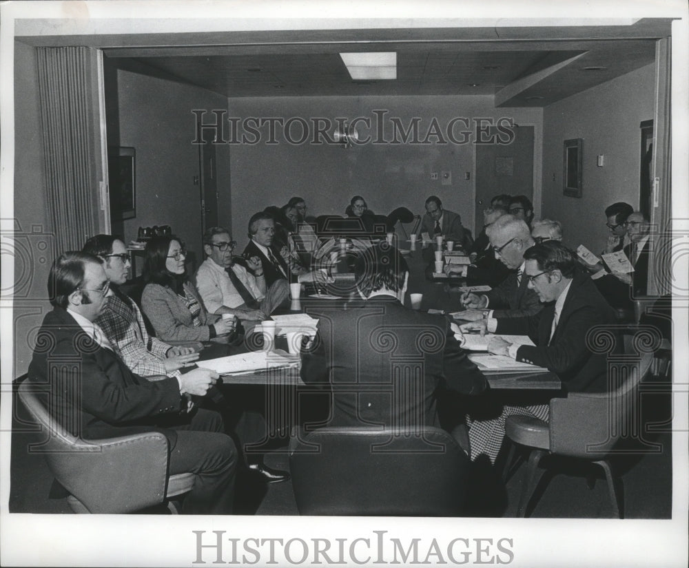 1977 Press Photo Credit Union&#39;s annual meeting at Milwaukee Journal- Historic Images