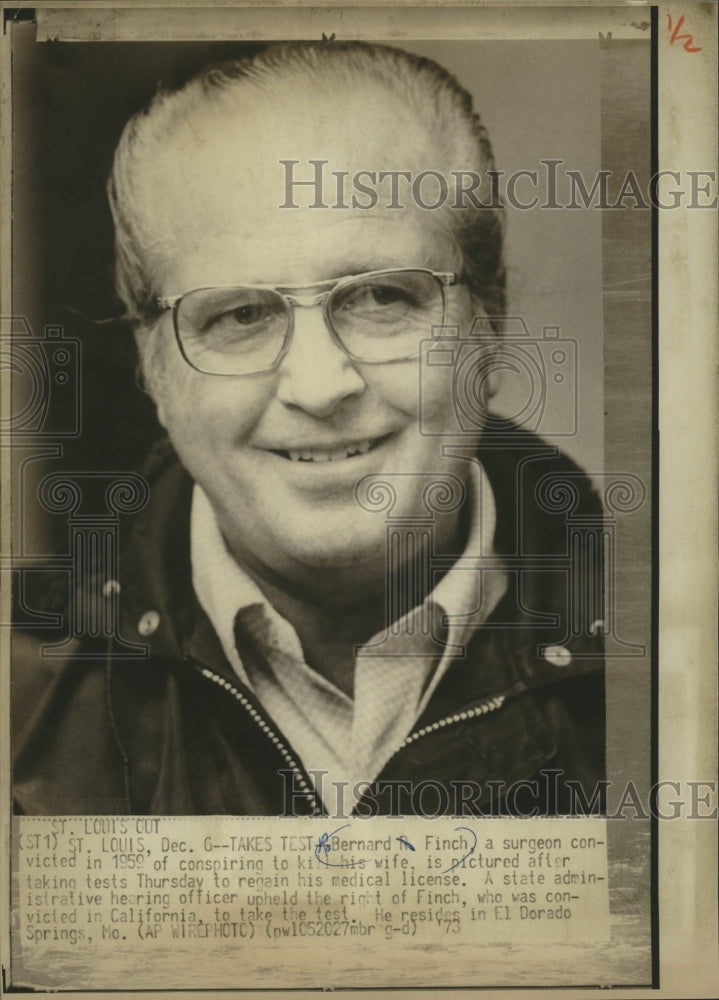 1973 Press Photo R. Bernard Finch after testing to regain his medical license- Historic Images