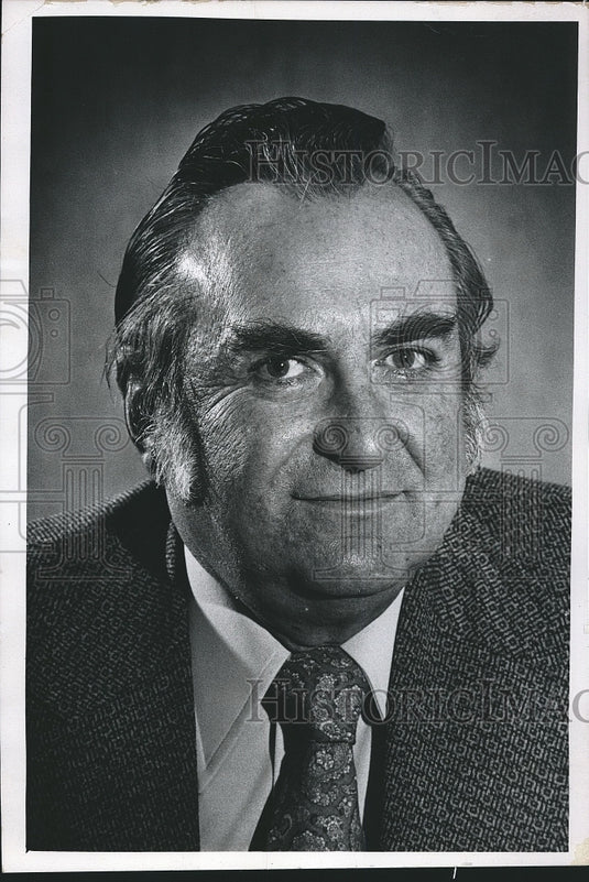 1975 Press Photo Real Estate Agent Ben Libowsky - mjb05901