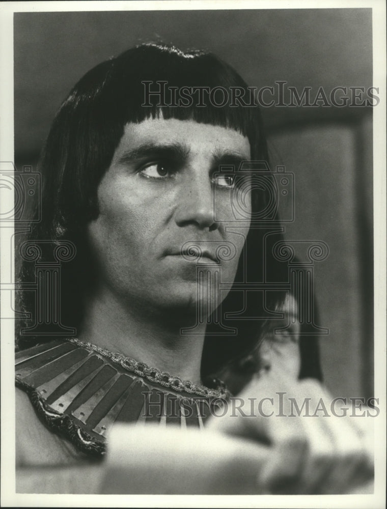 1974 Press Photo Tony Lo Bianco in "The Story of Jacob and Joseph" - mjb06284