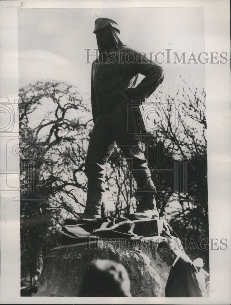 1934 Press Photo Statue of David Livingstone unveiled in Africa - mjb06398