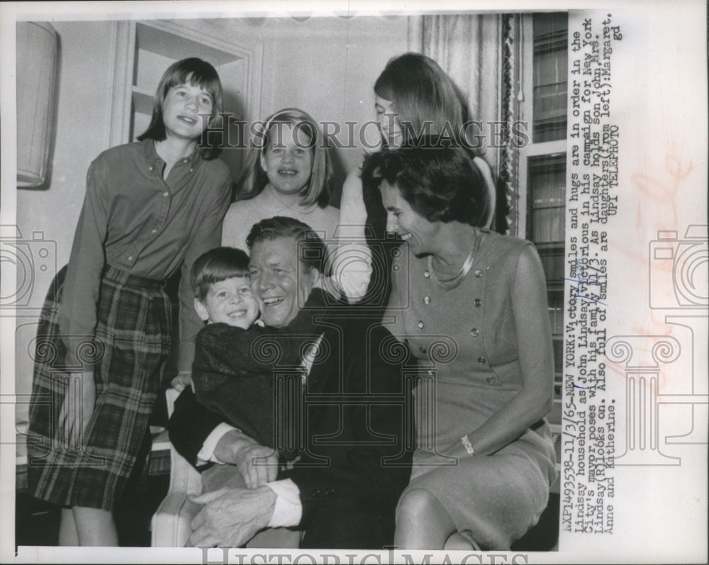1965 Press Photo Mayor-Elect Of New York John Lindsay Enjoying Win With Family