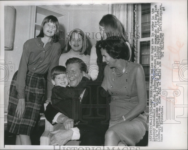 Load image into Gallery viewer, 1965 Press Photo Mayor-Elect Of New York John Lindsay Enjoying Win With Family
