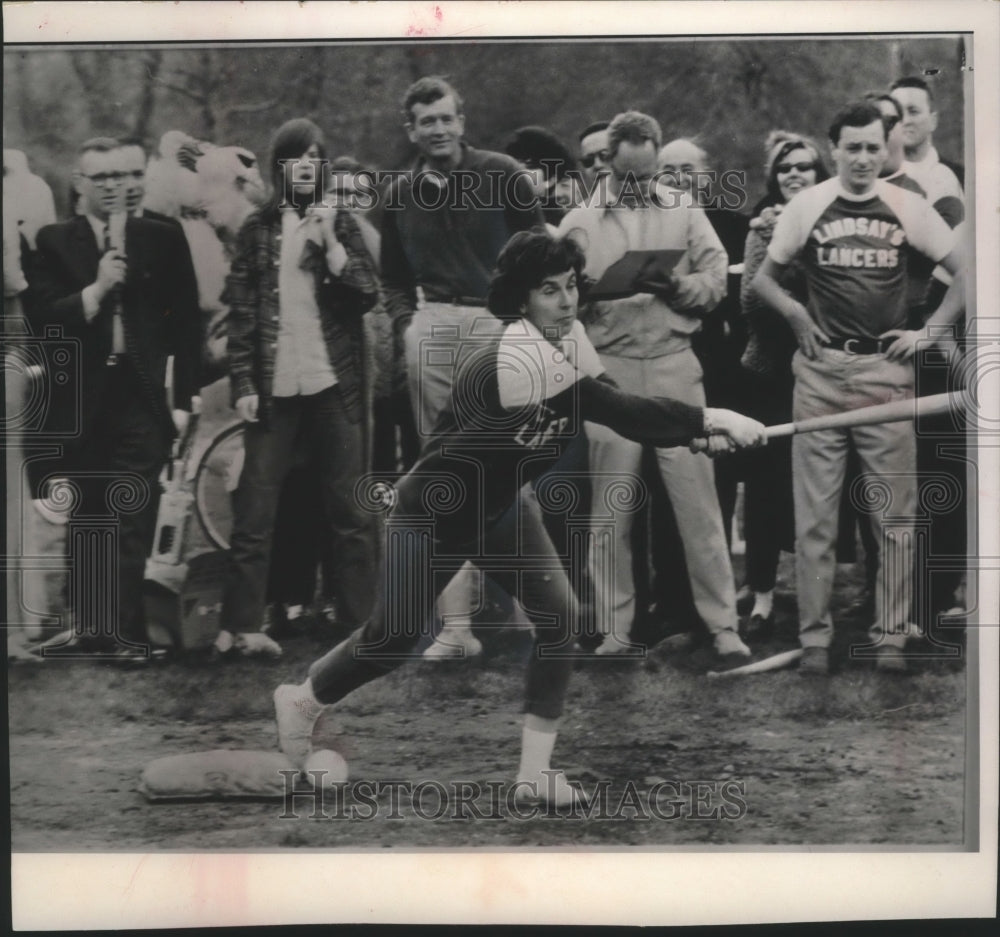 1966 Press Photo Mrs. Lindsay Hits Foul Ball During Administration Softball Game