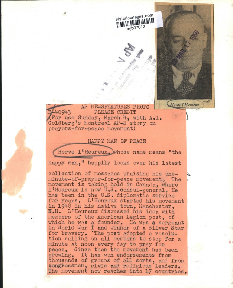 1956 Press Photo Herve l'Heureux know as "the happy man" - mjb07012