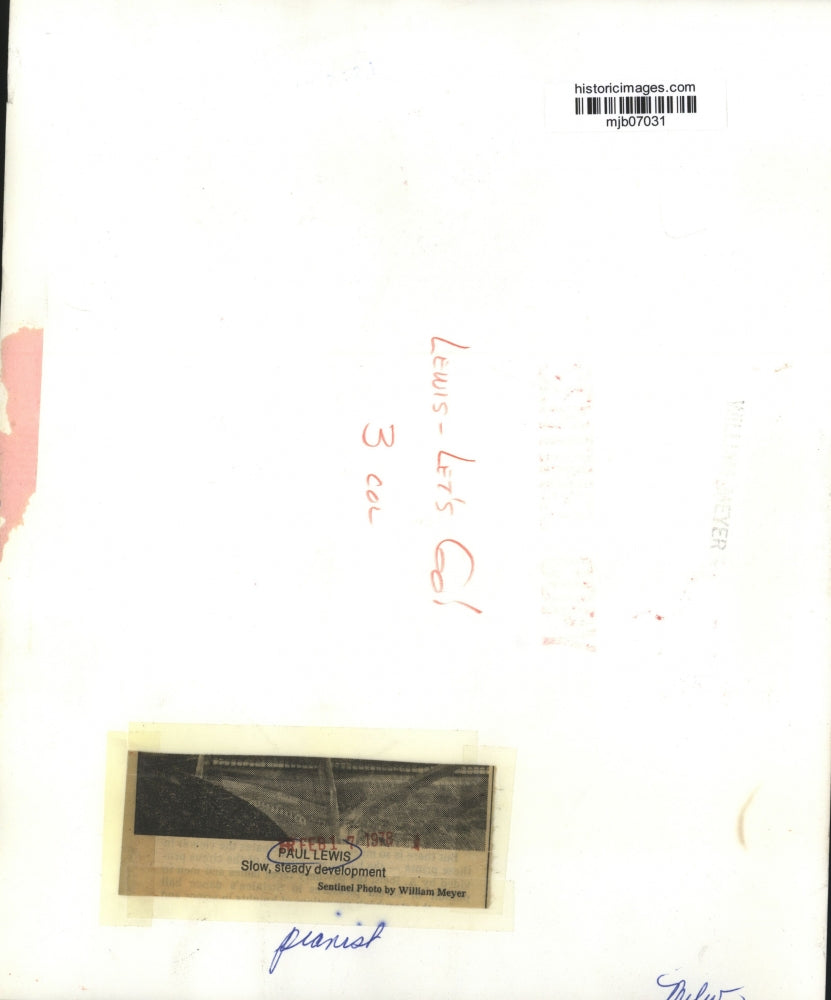 1978 Press Photo Musician Paul Lewis performing on the piano in Milwaukee