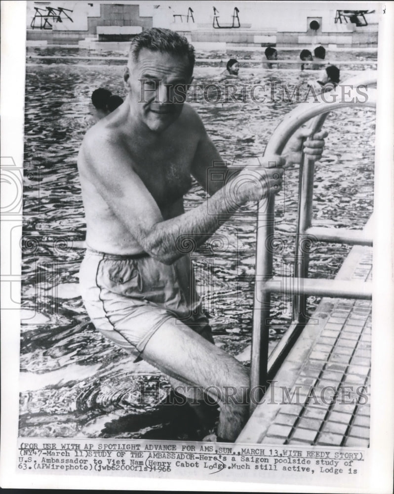 1966 Press Photo Henry Cabot Lodge poolside is ambassador to Viet Nam- Historic Images