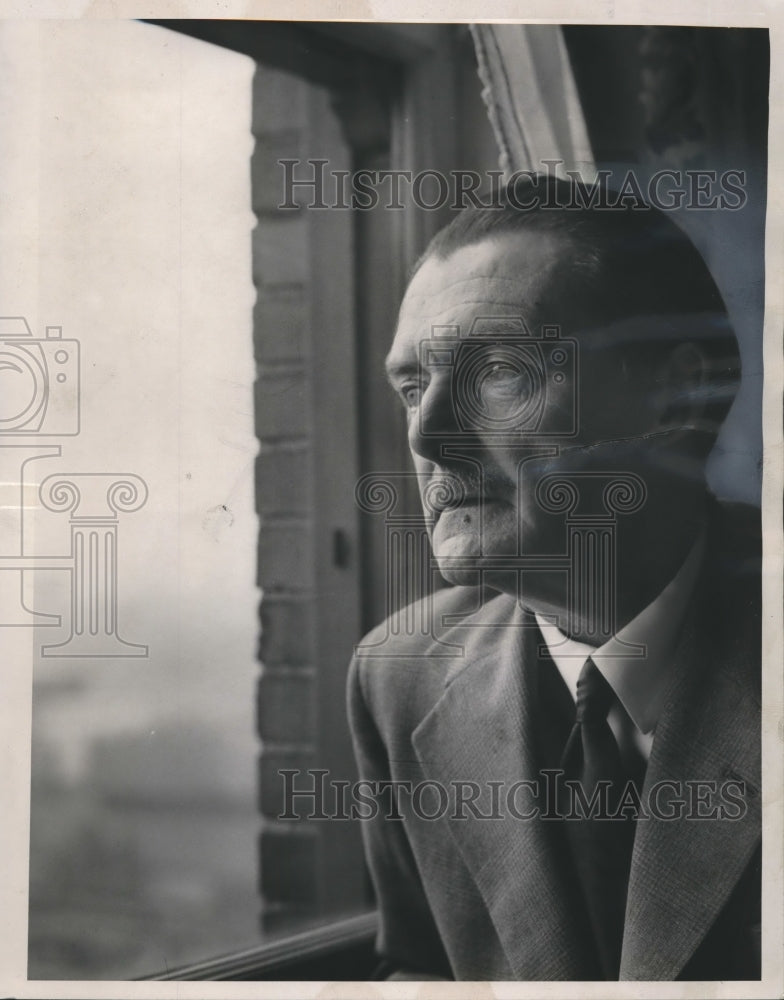 1948 Press Photo Richard Lloyd George an earl, shown at the Schroeder hotel- Historic Images