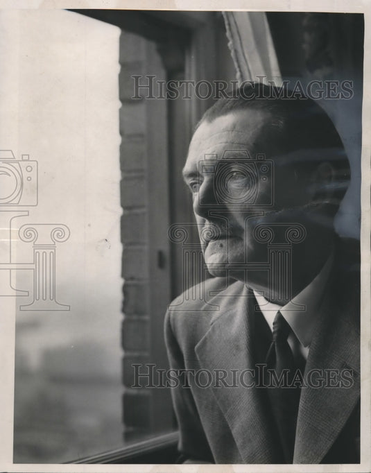 1948 Press Photo Richard Lloyd George an earl, shown at the Schroeder hotel- Historic Images