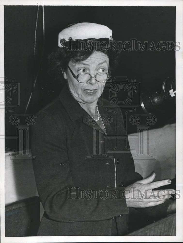 1956 Press Photo Lady Megan George, making political speech, Blackpool, England.- Historic Images