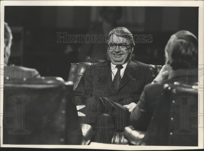 Load image into Gallery viewer, 1975 Press Photo Governor Lucey on television - mjb08681
