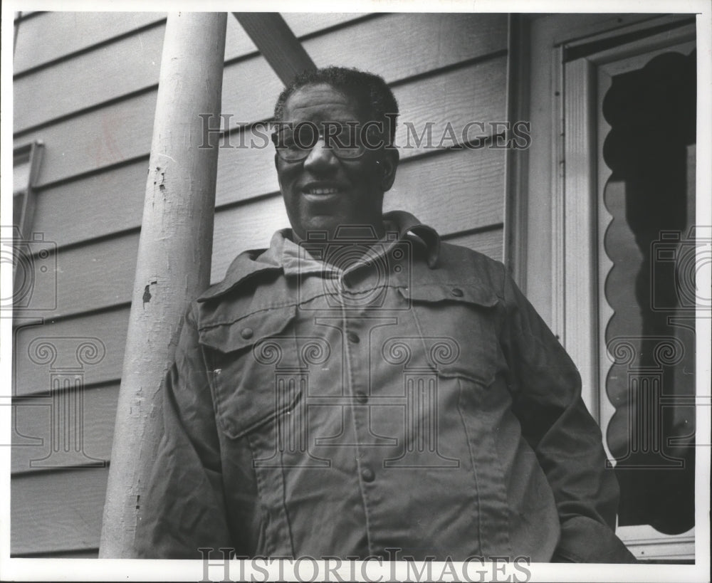 1977 Press Photo Jacob Lott is a civic leader in Racine, Wisconsin- Historic Images