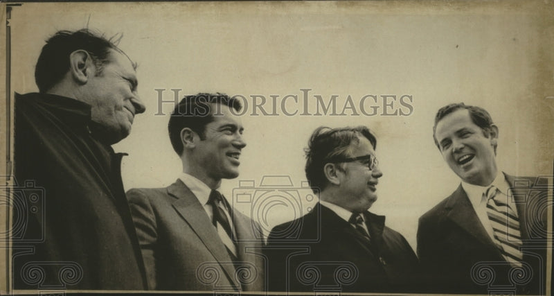 Load image into Gallery viewer, 1971 Press Photo Thomas Schwiegert with Governors Anderson, Lucey, and Milliken
