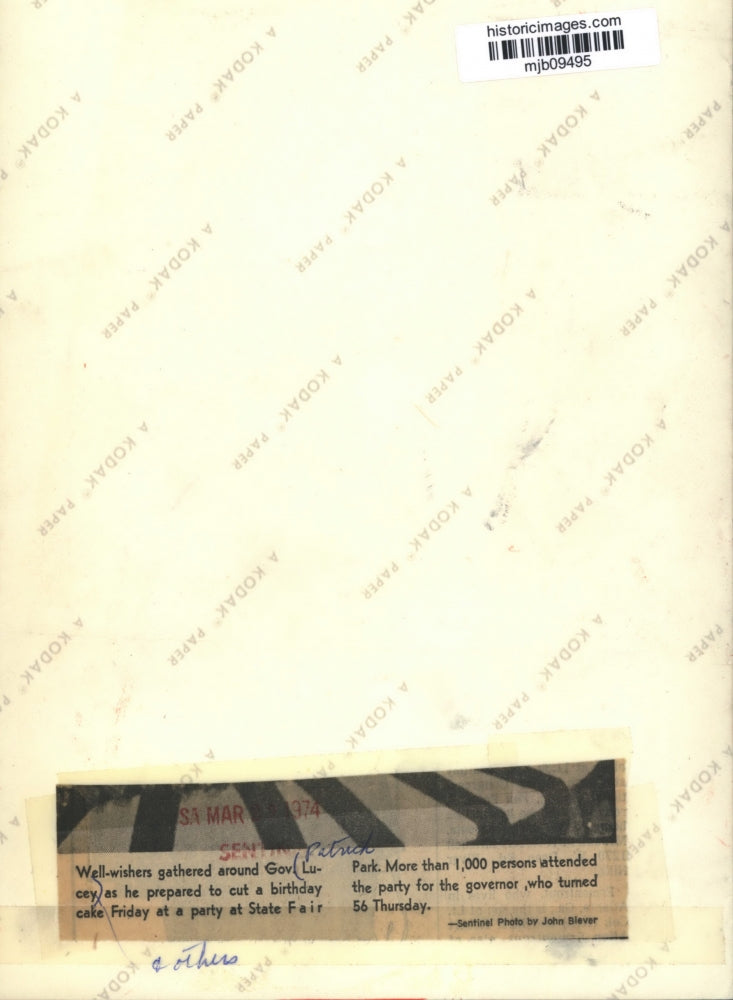 1974 Press Photo Governor Patrick Lucey cuts cake for his 56th birthday.