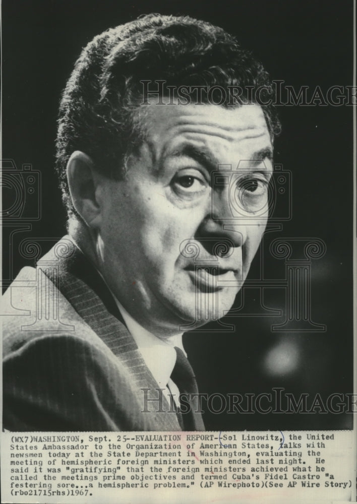1967 Press Photo Sol Linowitz pictured at State Department after meeting- Historic Images