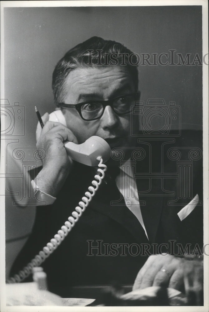 1966 Press Photo Patrick Lucey, Lieutenant Governor of Wisconsin, on the phone- Historic Images