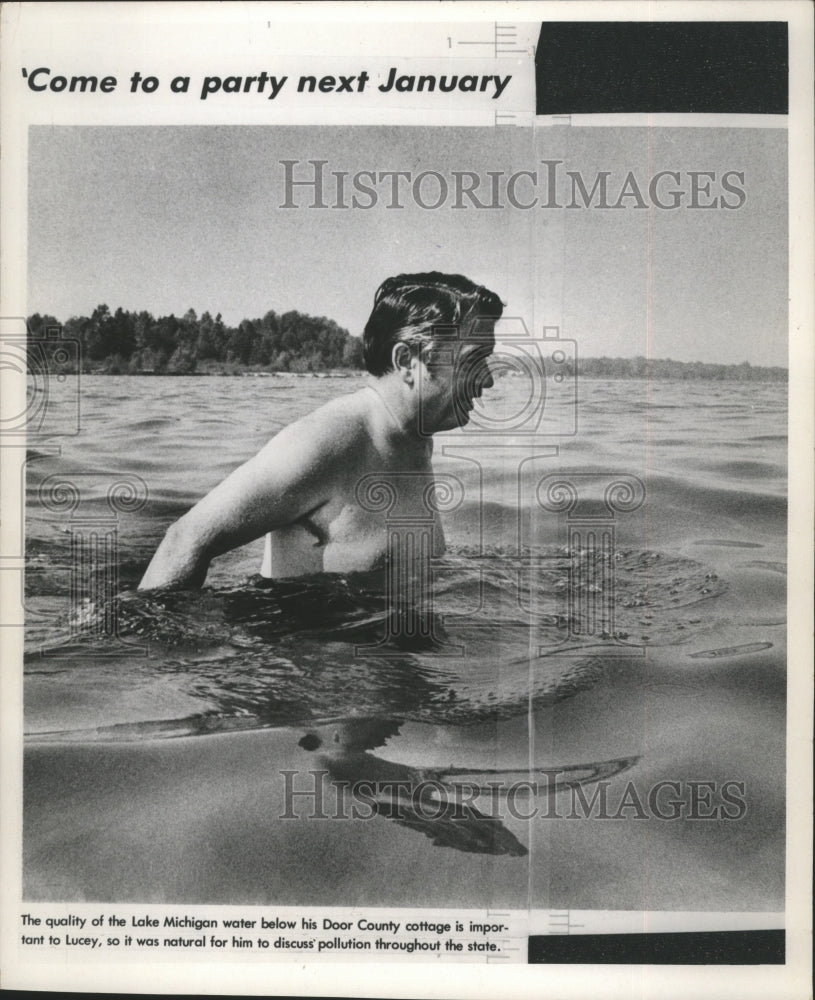 1970 Press Photo Patrick Lucey, Wading into Lake Michigan- Historic Images