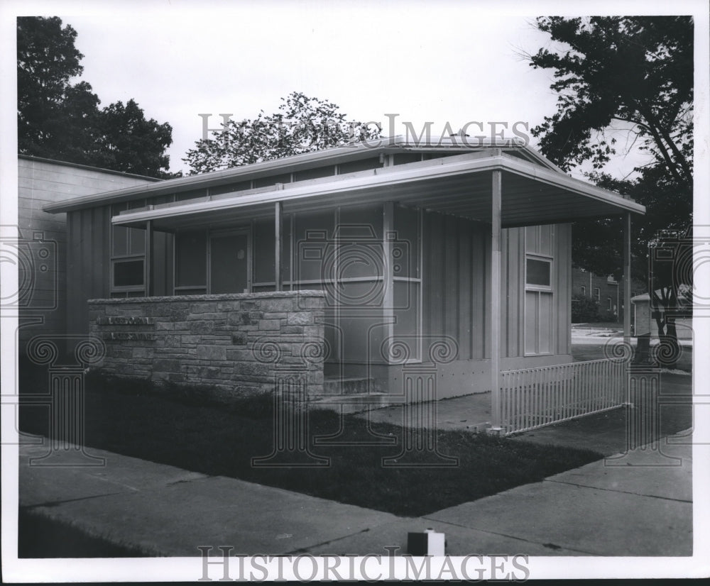 1968 Press Photo Milwaukee journal circulation station- Historic Images