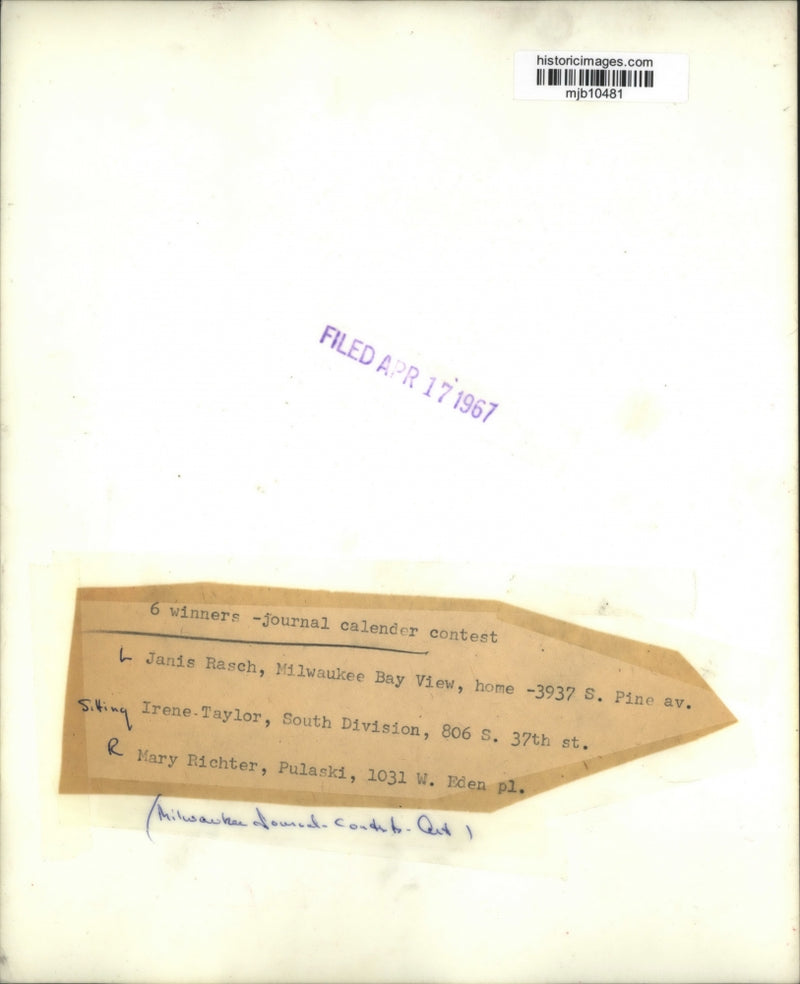 Load image into Gallery viewer, 1967 Press Photo Janis Rasch, Irene Taylor, and Mary Richter win Journal contest
