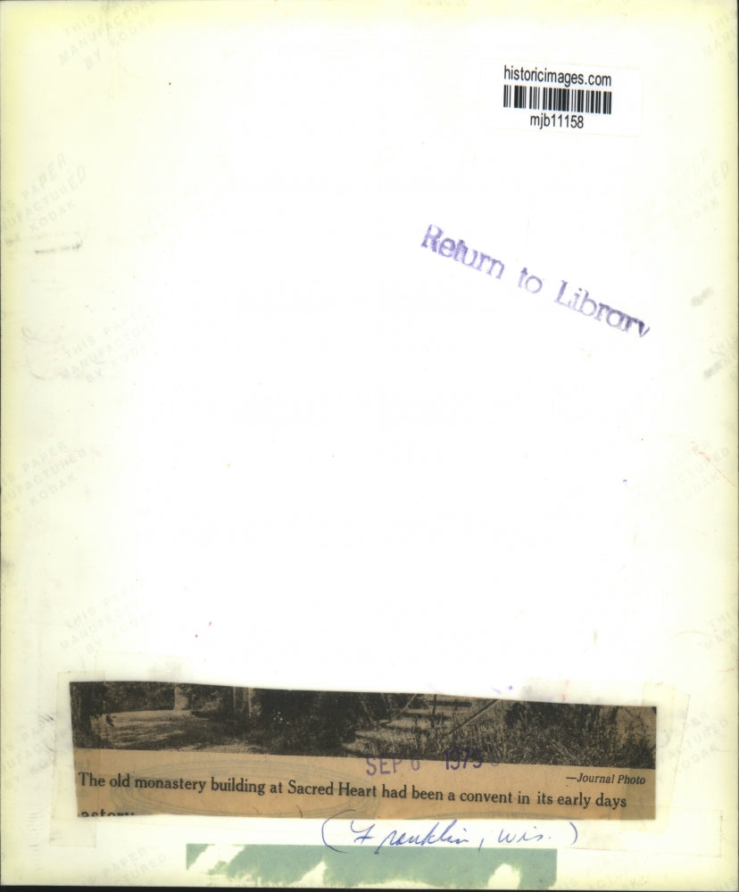 1975 Press Photo Monastery building at Sacred Heart, Franklin, Wisconsin.